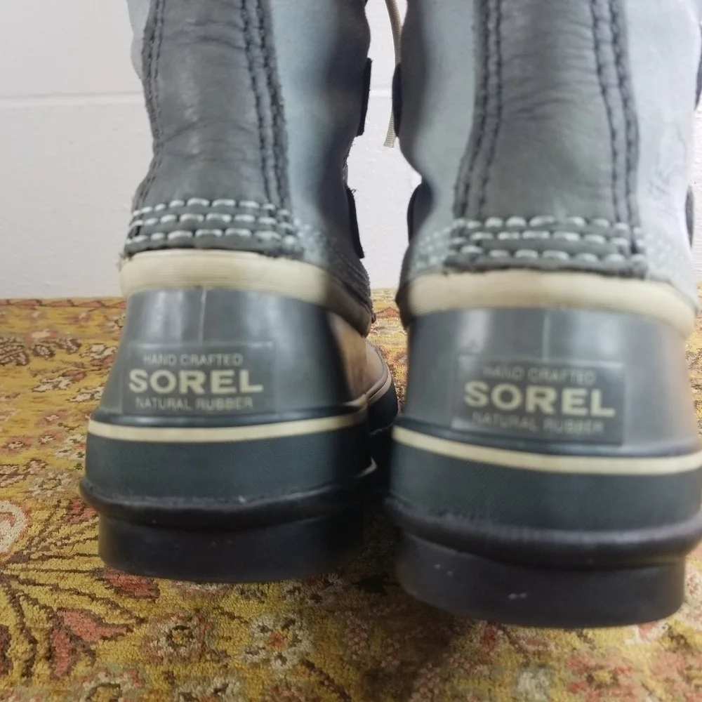 Sorel Joan of Artic blue suede lace up tall boots